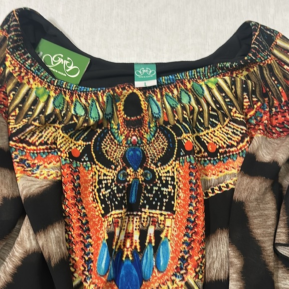 Colorful Patterned Women's Top - Picture 5 of 6